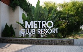 Metro Club Resort